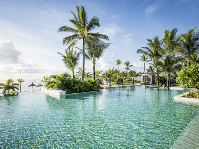 Long Beach Pool 30